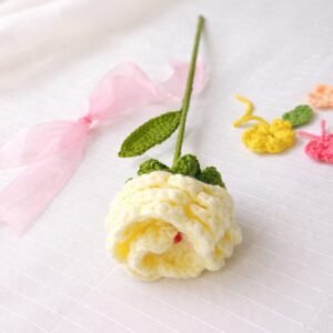 Handmade Crochet White Rose – Amigurumi Floral Decor