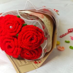 Handmade Crochet 6 Red Rose Bouquet – Amigurumi Floral Decor